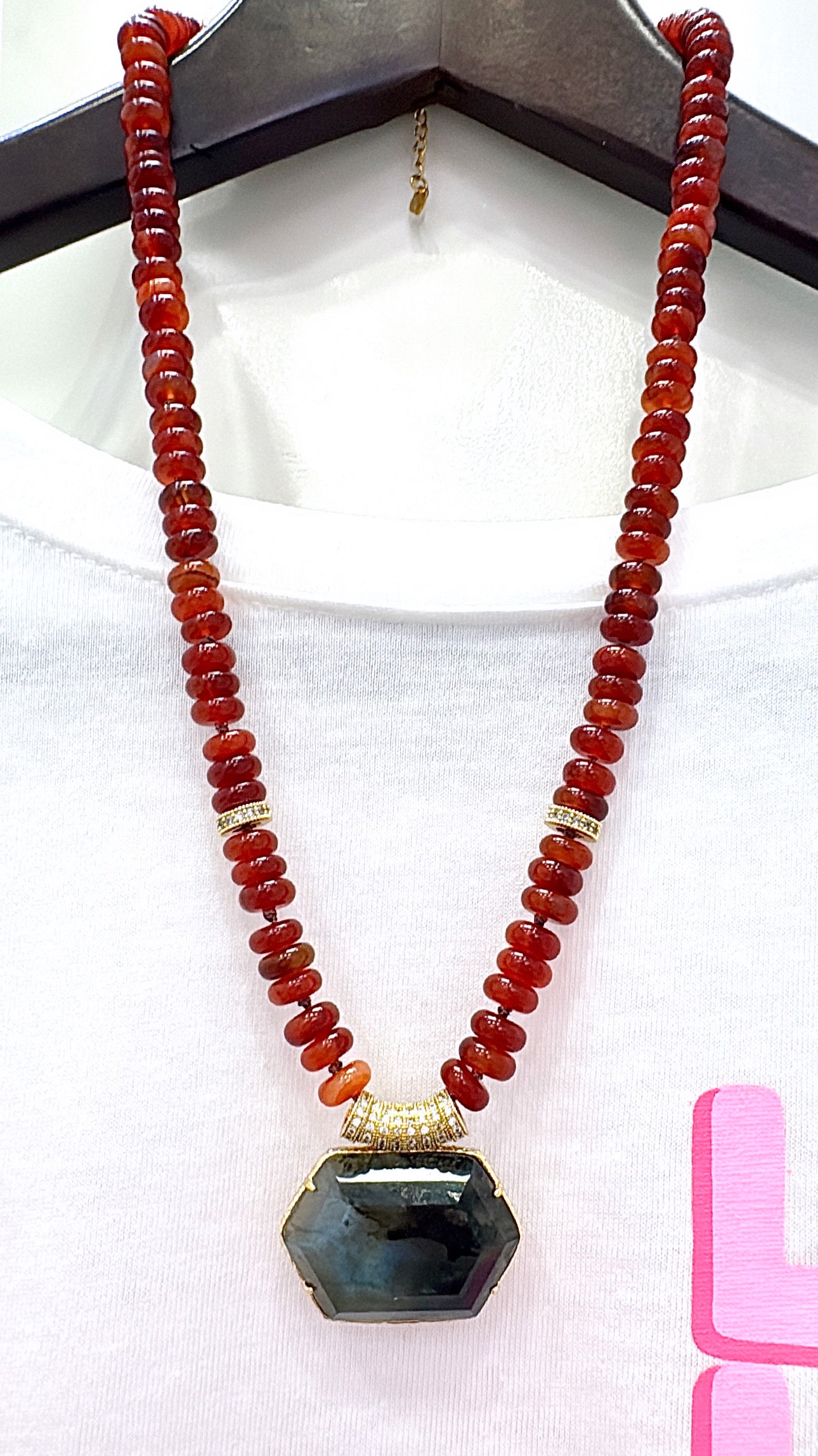 Collier Merveilleux Cornaline et Labradorite