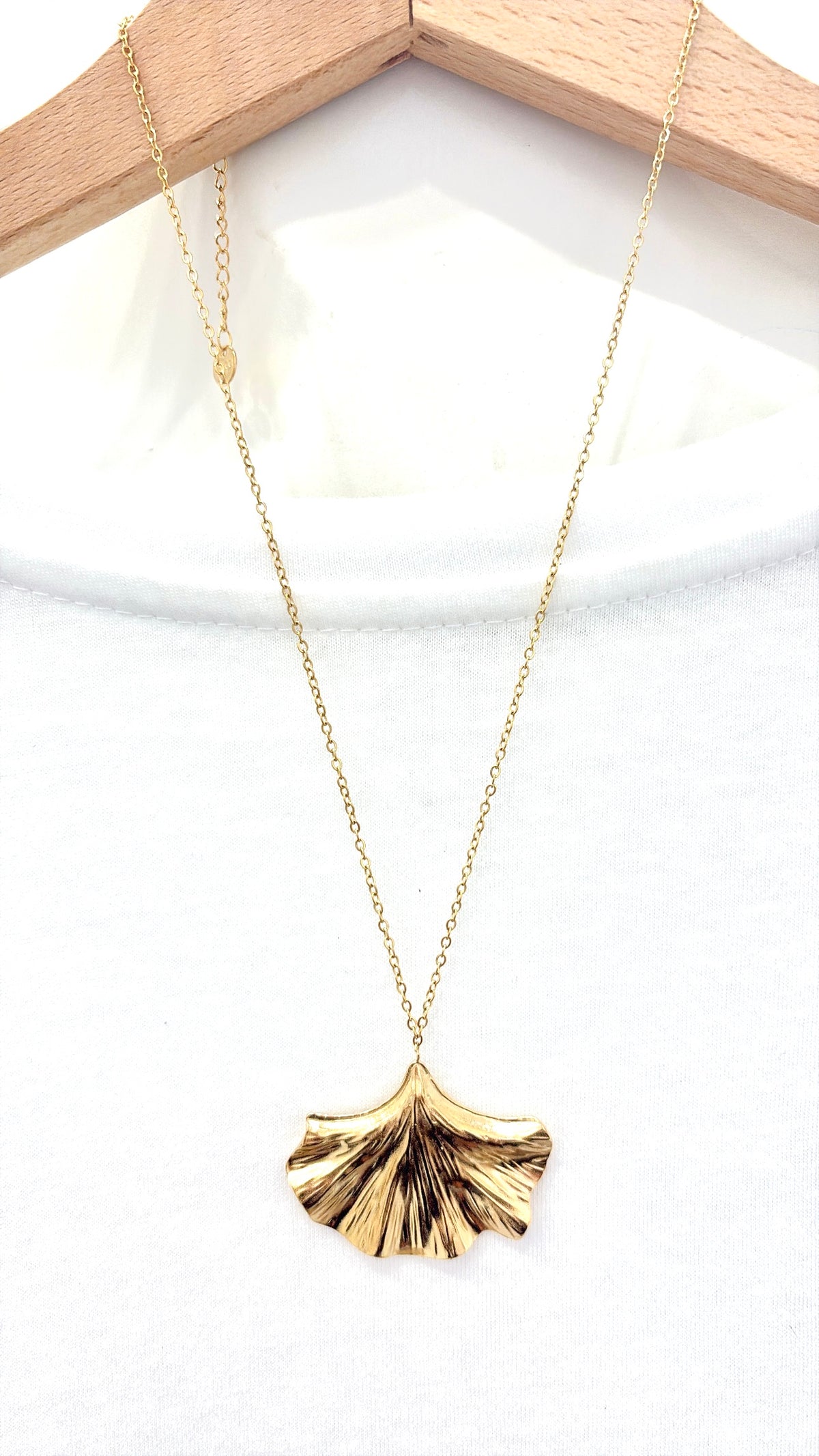 Collier Feuille de Ginkgo Éternel