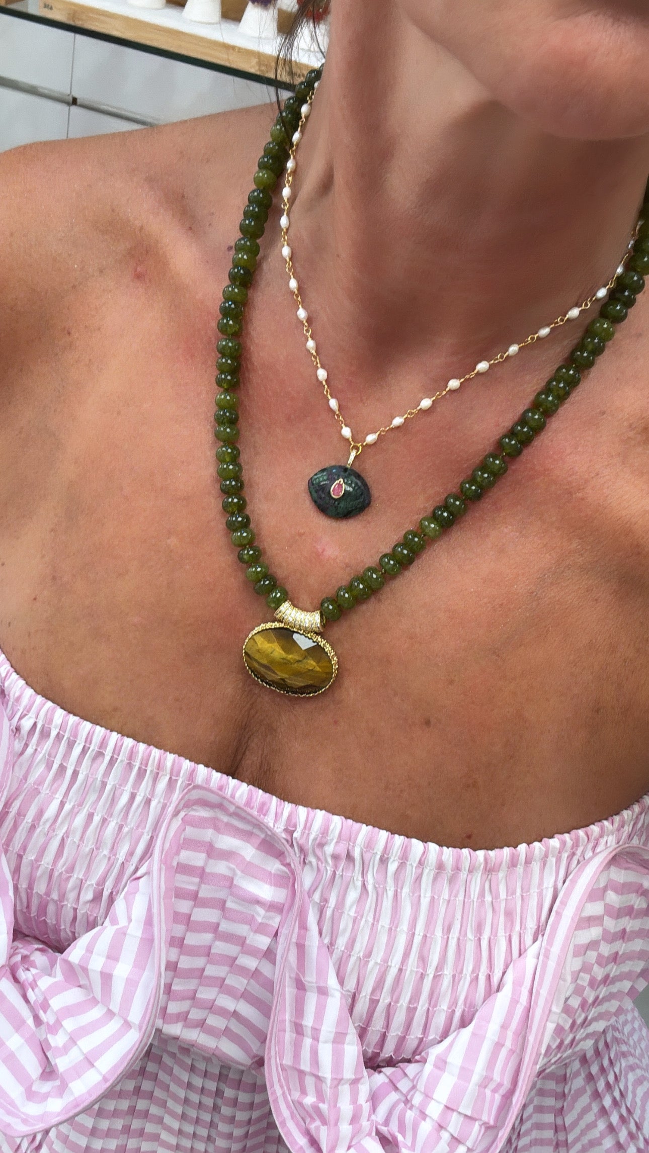 Collier Merveilleux Jade et Œil de Tigre