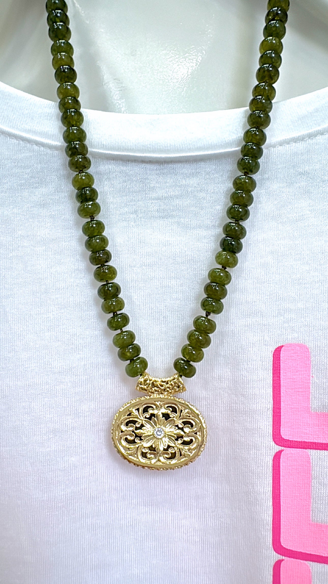 Collier Merveilleux Jade et Œil de Tigre