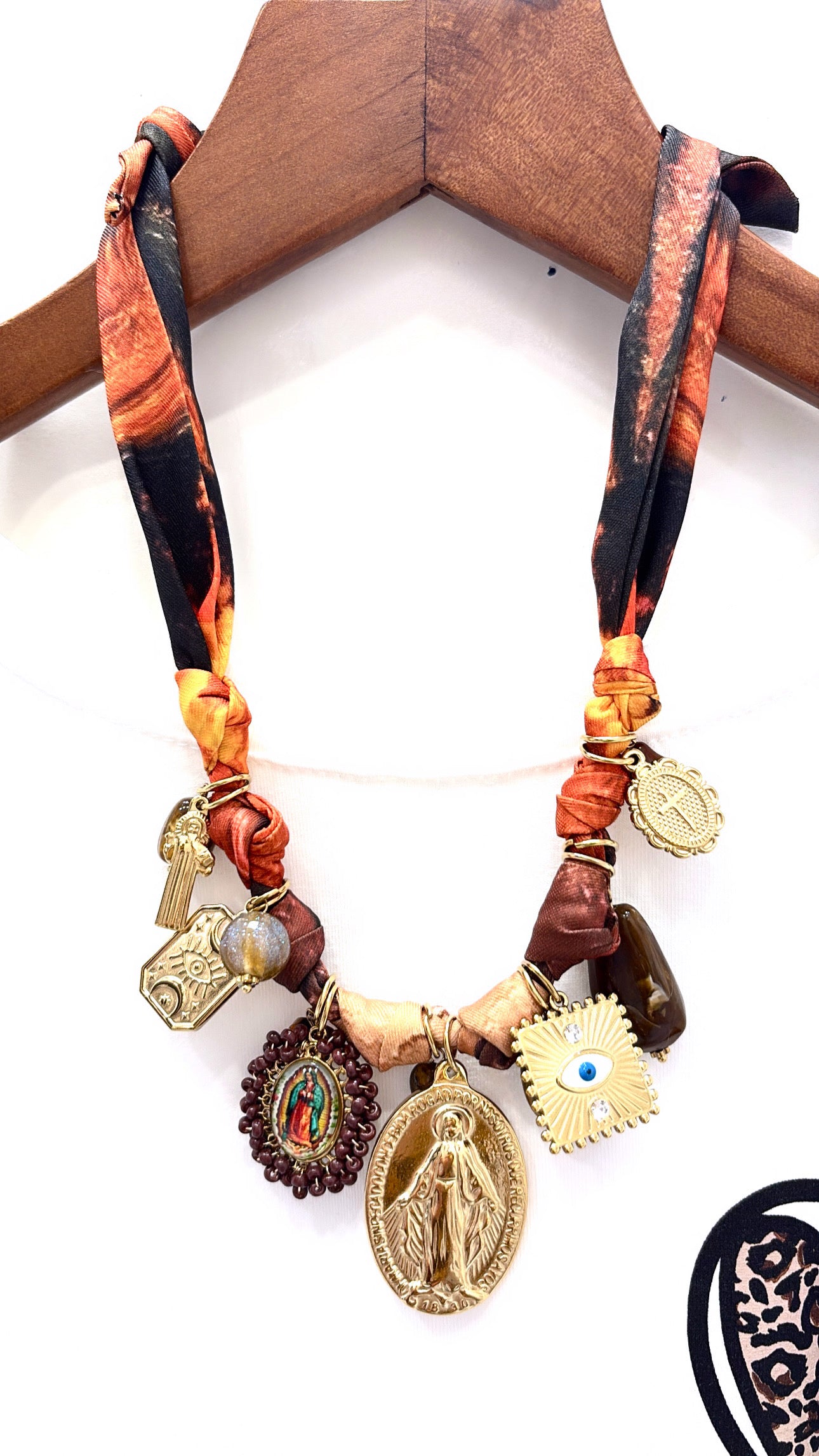 Collier Santa