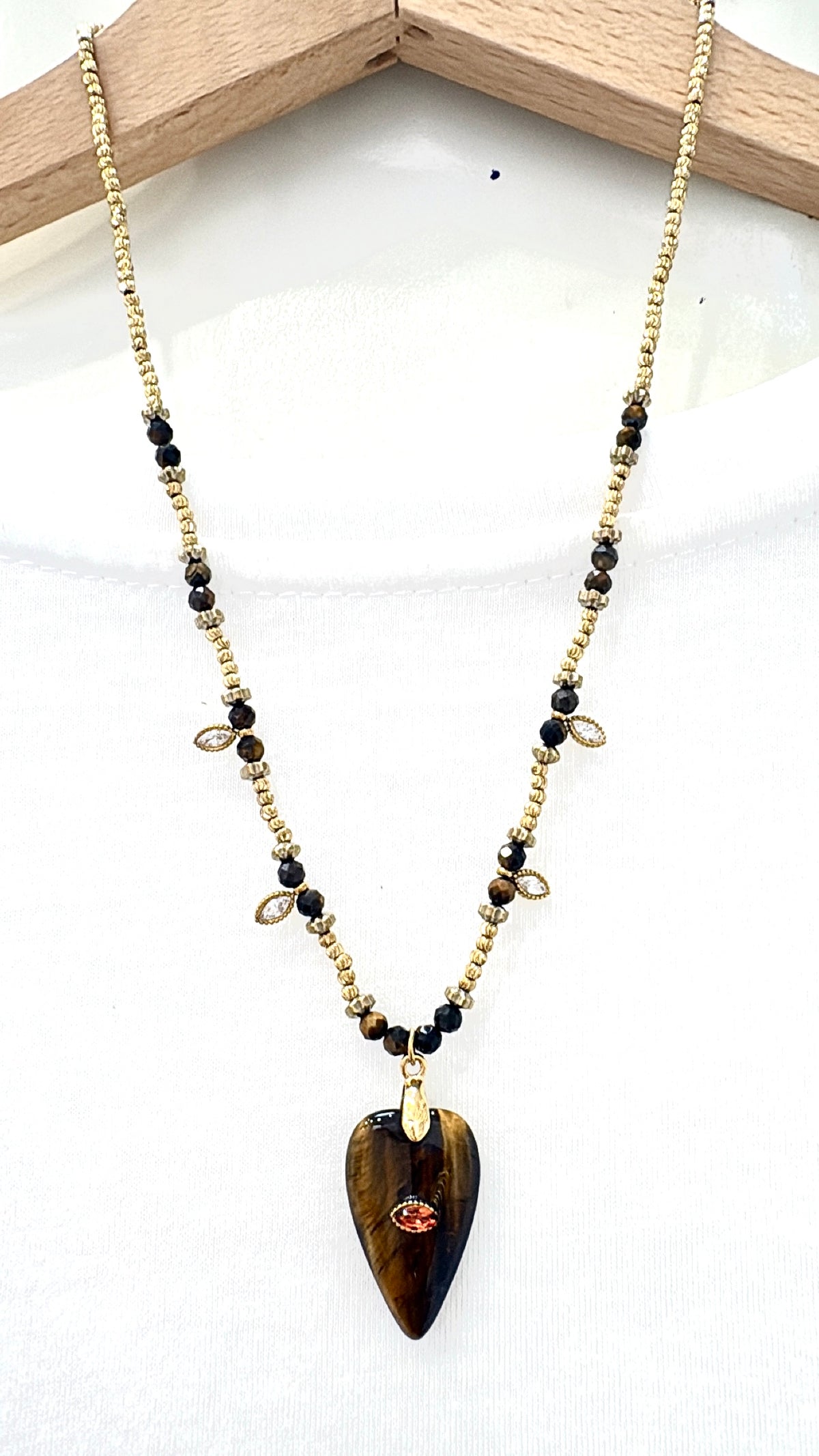 Collier Précieux Talisman Œil de Tigre