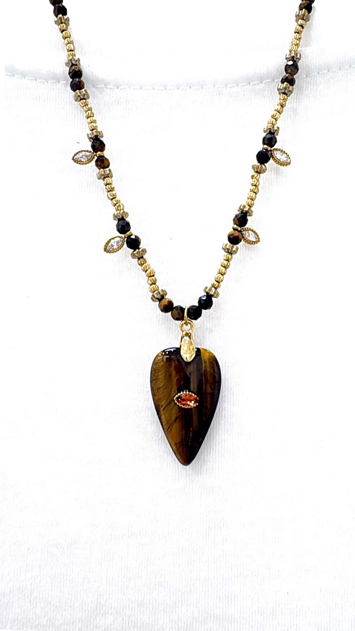 Collier Précieux Talisman Œil de Tigre