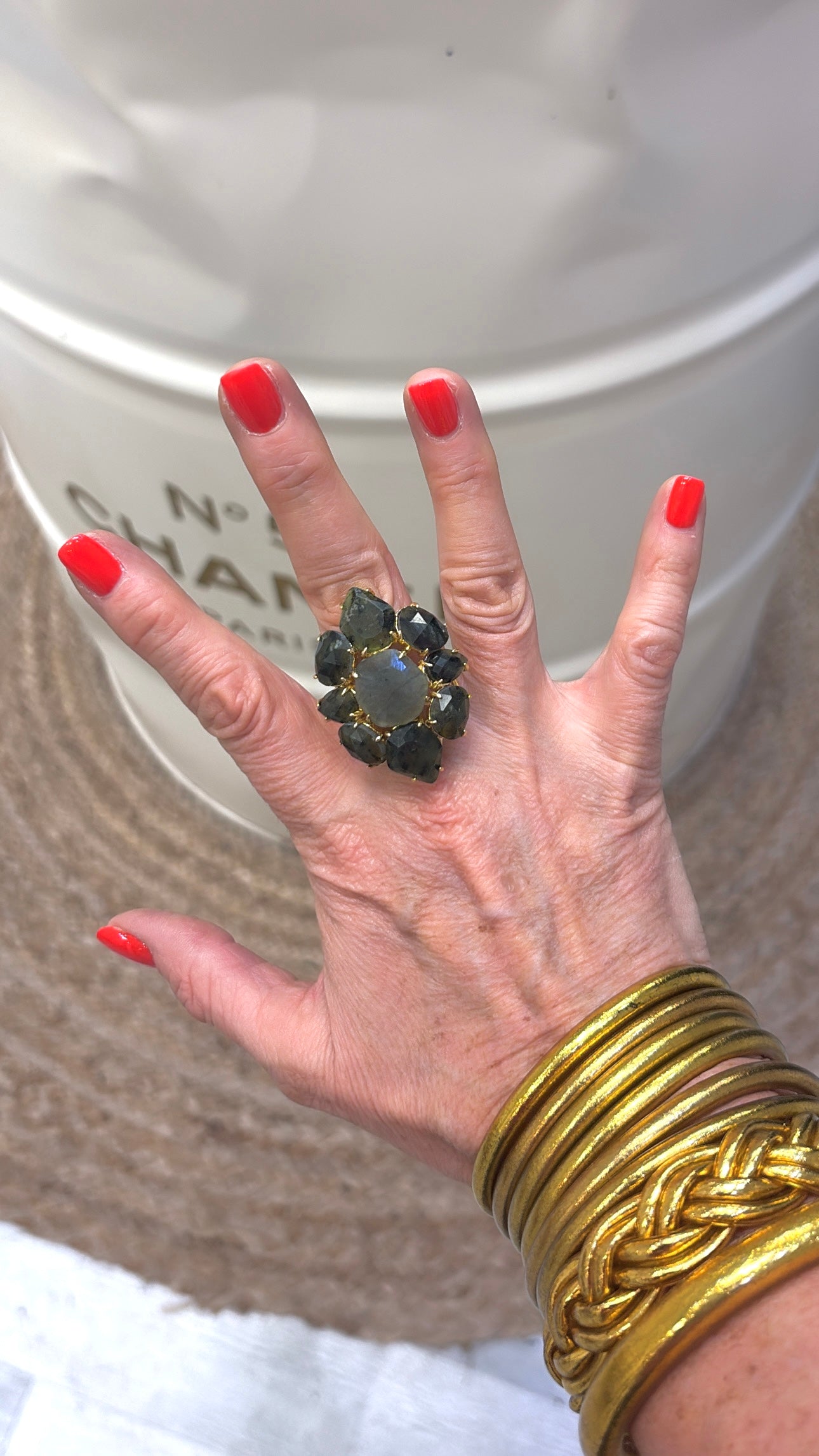 Bague Majestueuse Jade Africain et Labradorite