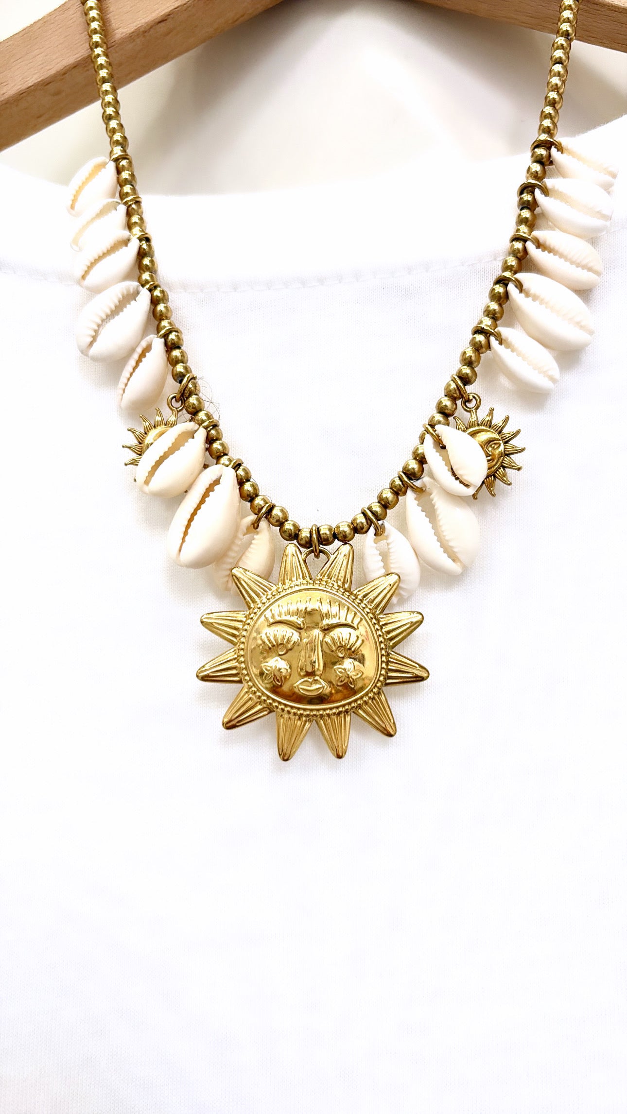 Collier Cauri and Sun MileMila