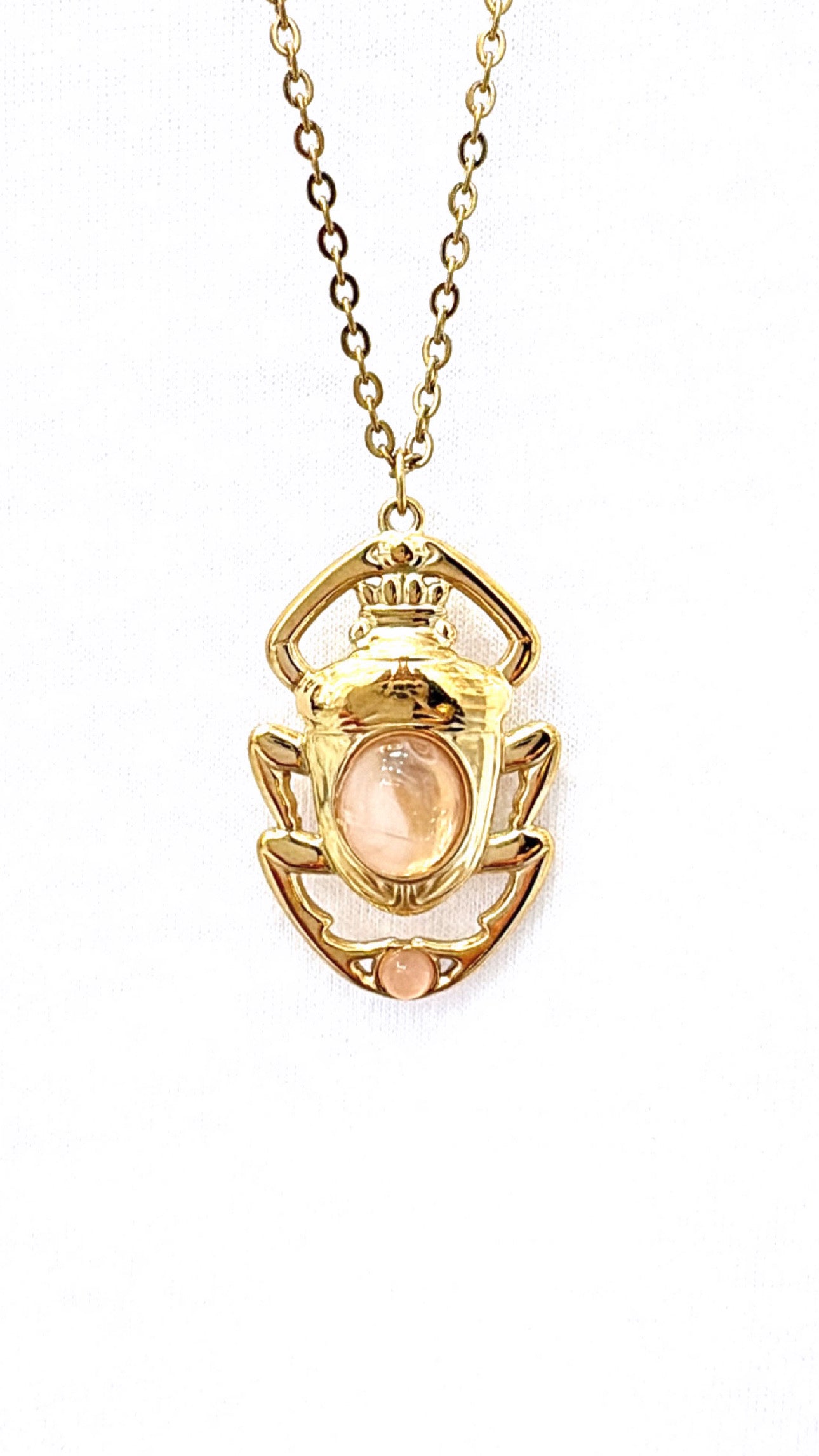 Sautoir Scarabée Égyptien Rose