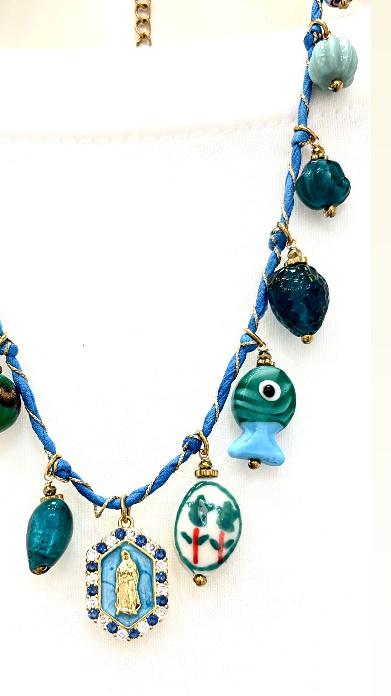Collier Vierge d’Azur