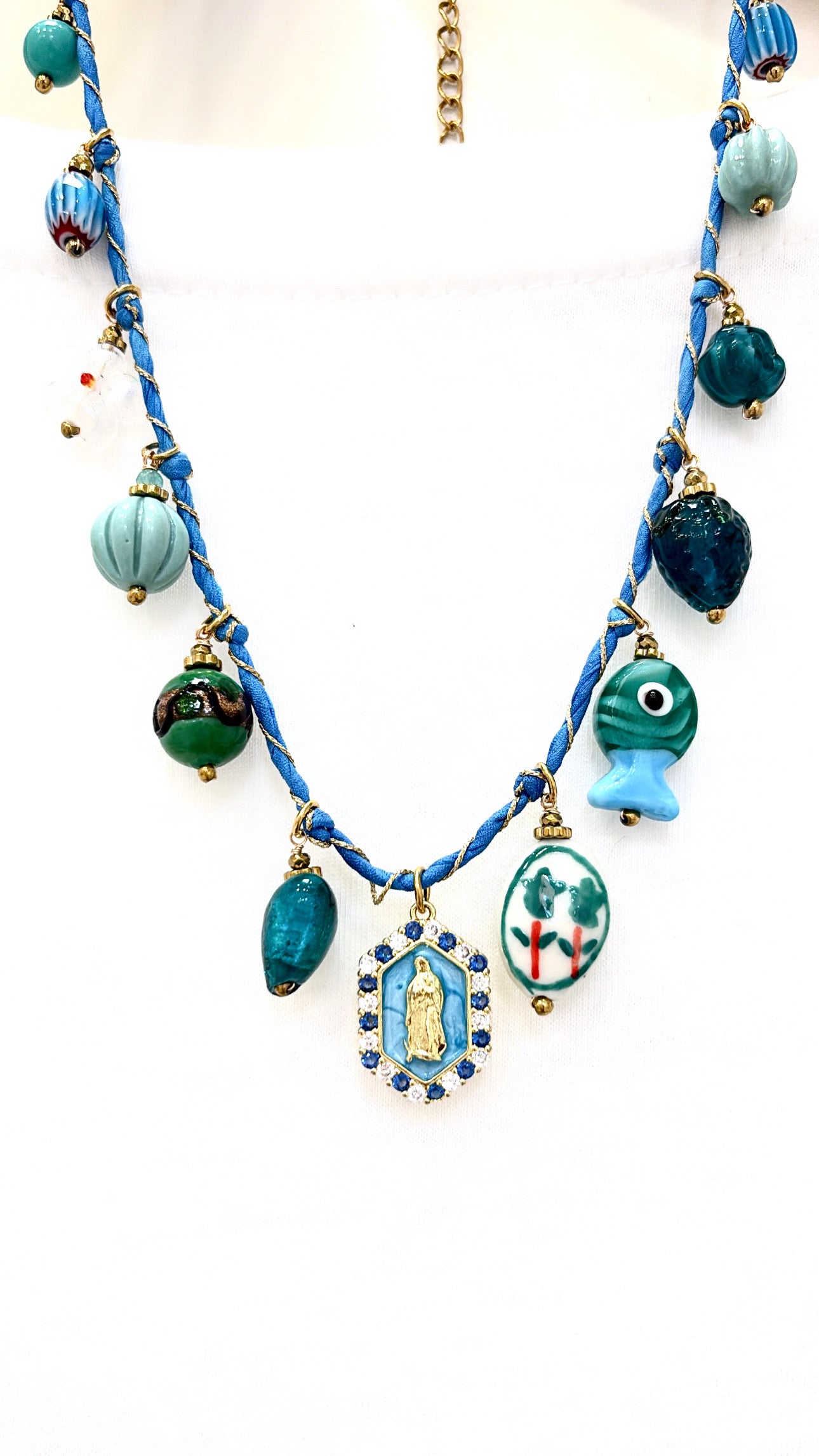 Collier Vierge d’Azur