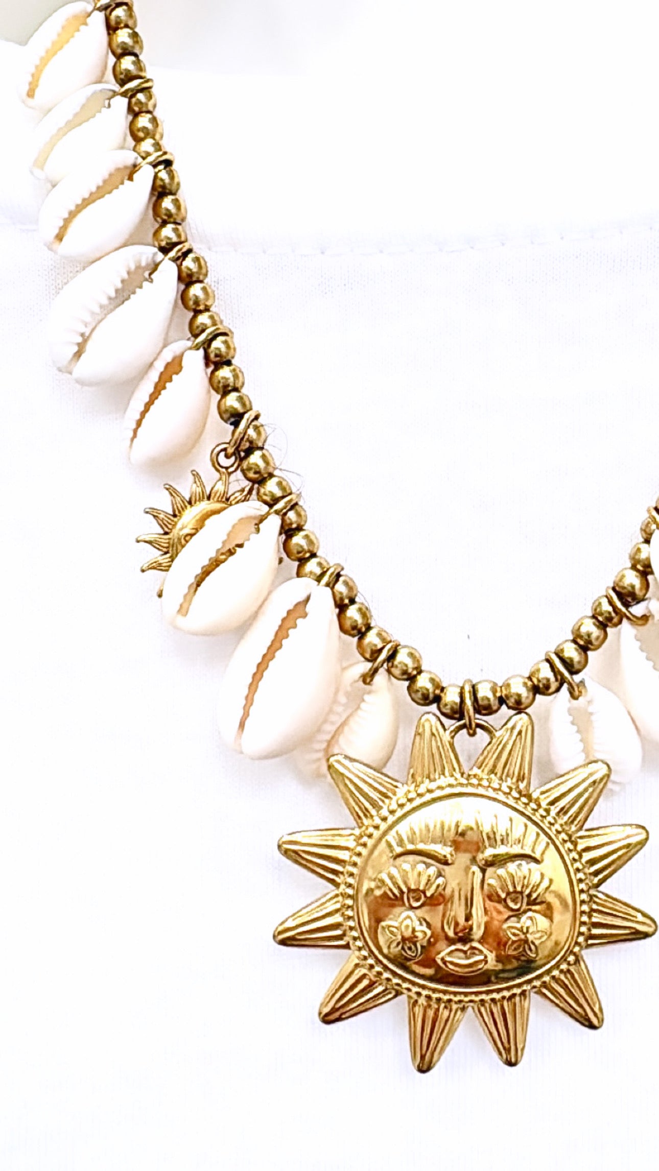 Collier Cauri and Sun MileMila