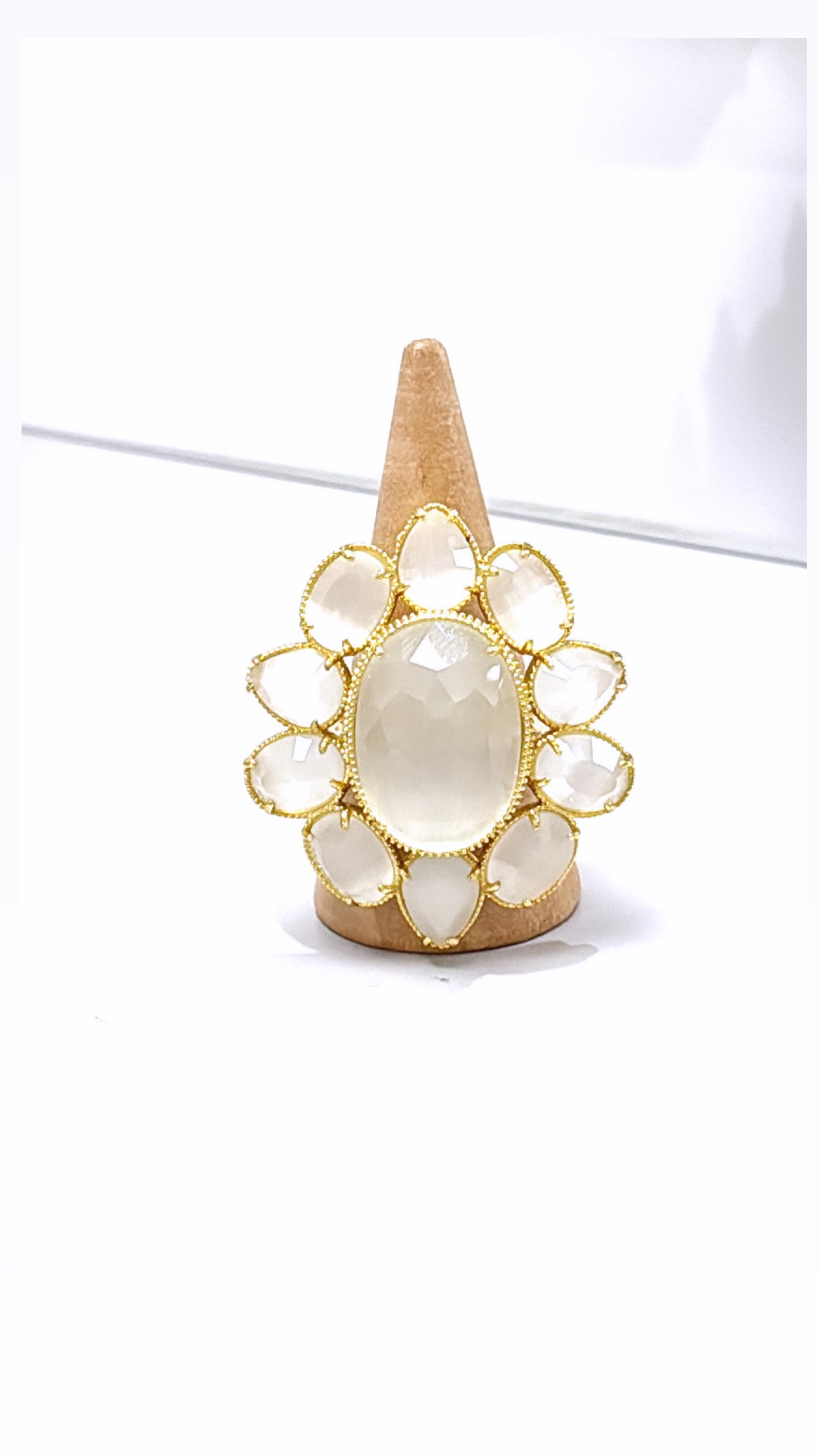 Bague Orchid Œil de Chat Blanc