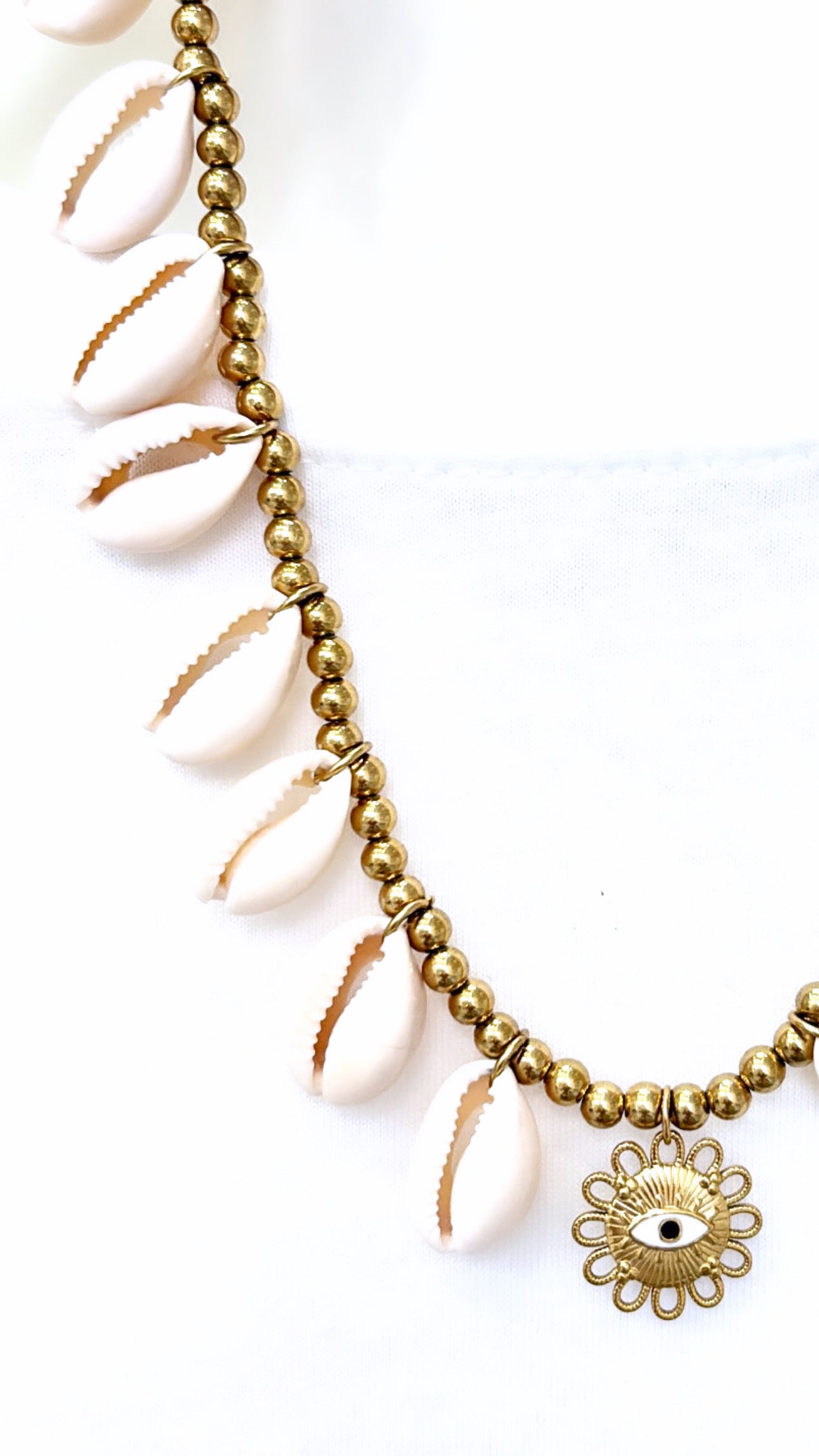 Collier Cauri and Eye
