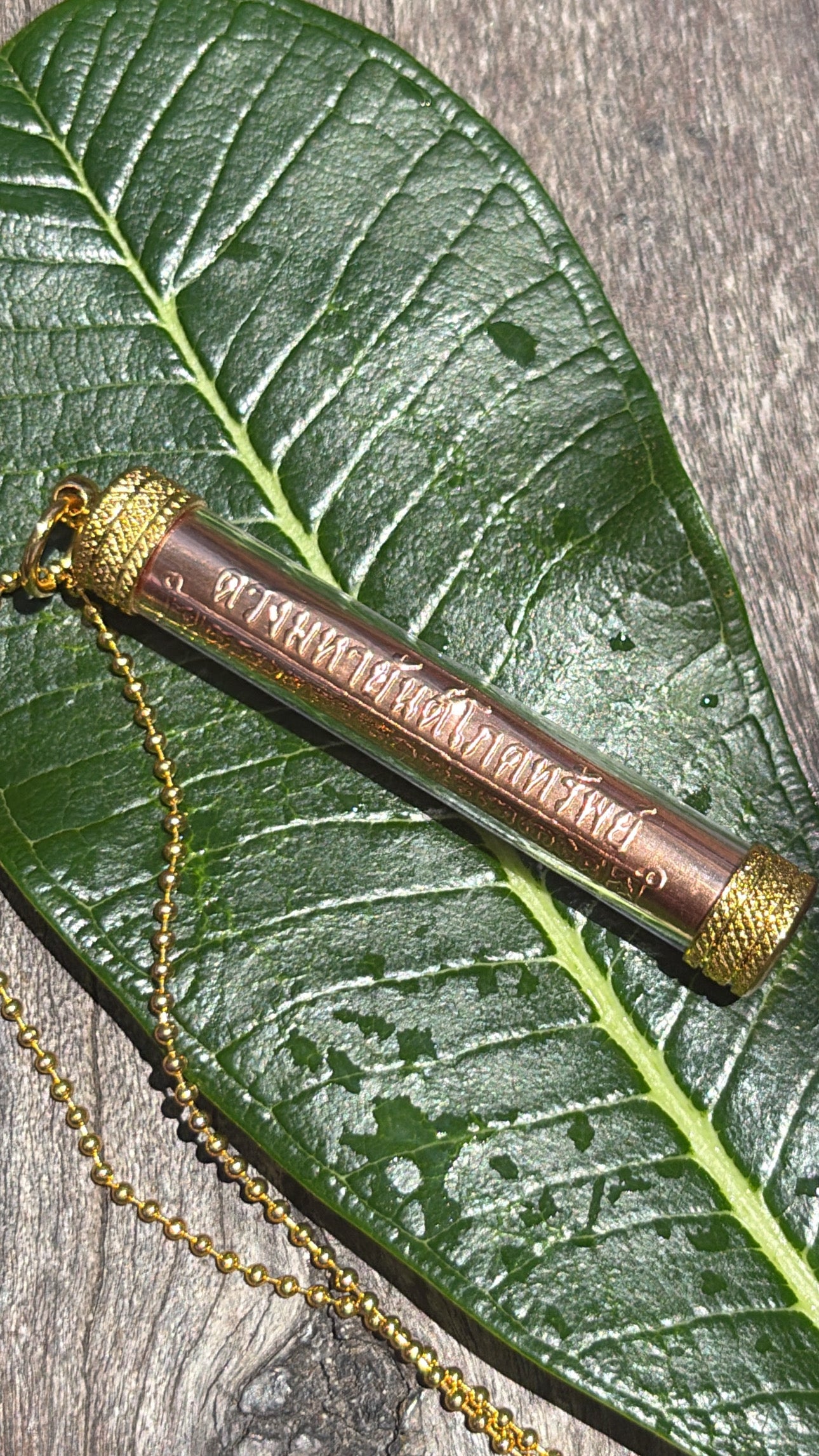 Luang Phor Thaï Amulet Rose