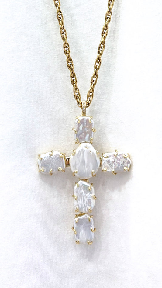 Sautoir Cruz Perles d’eau douce