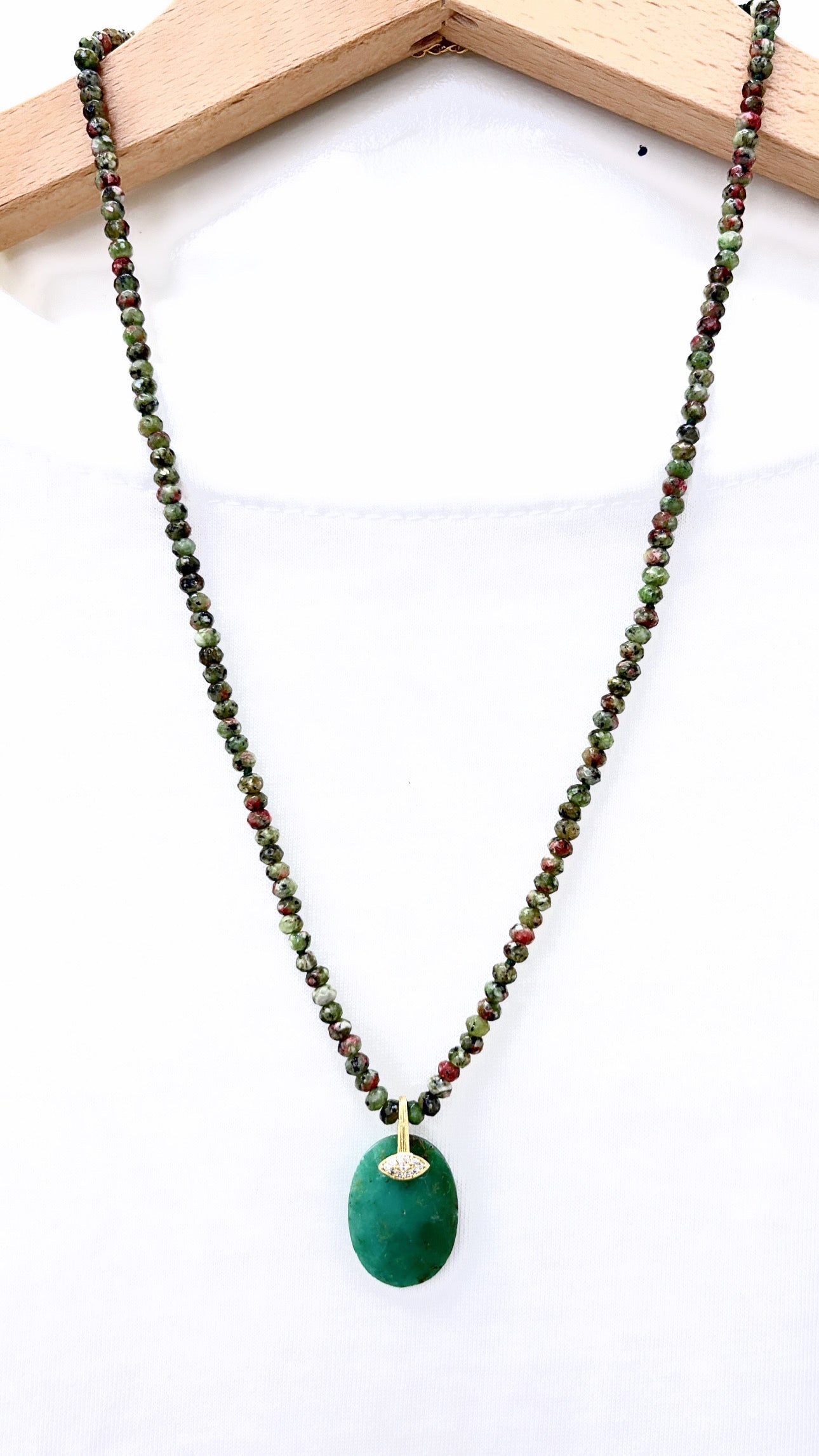 Collier Gaïana Rubis Zoisite et Chrysoprase