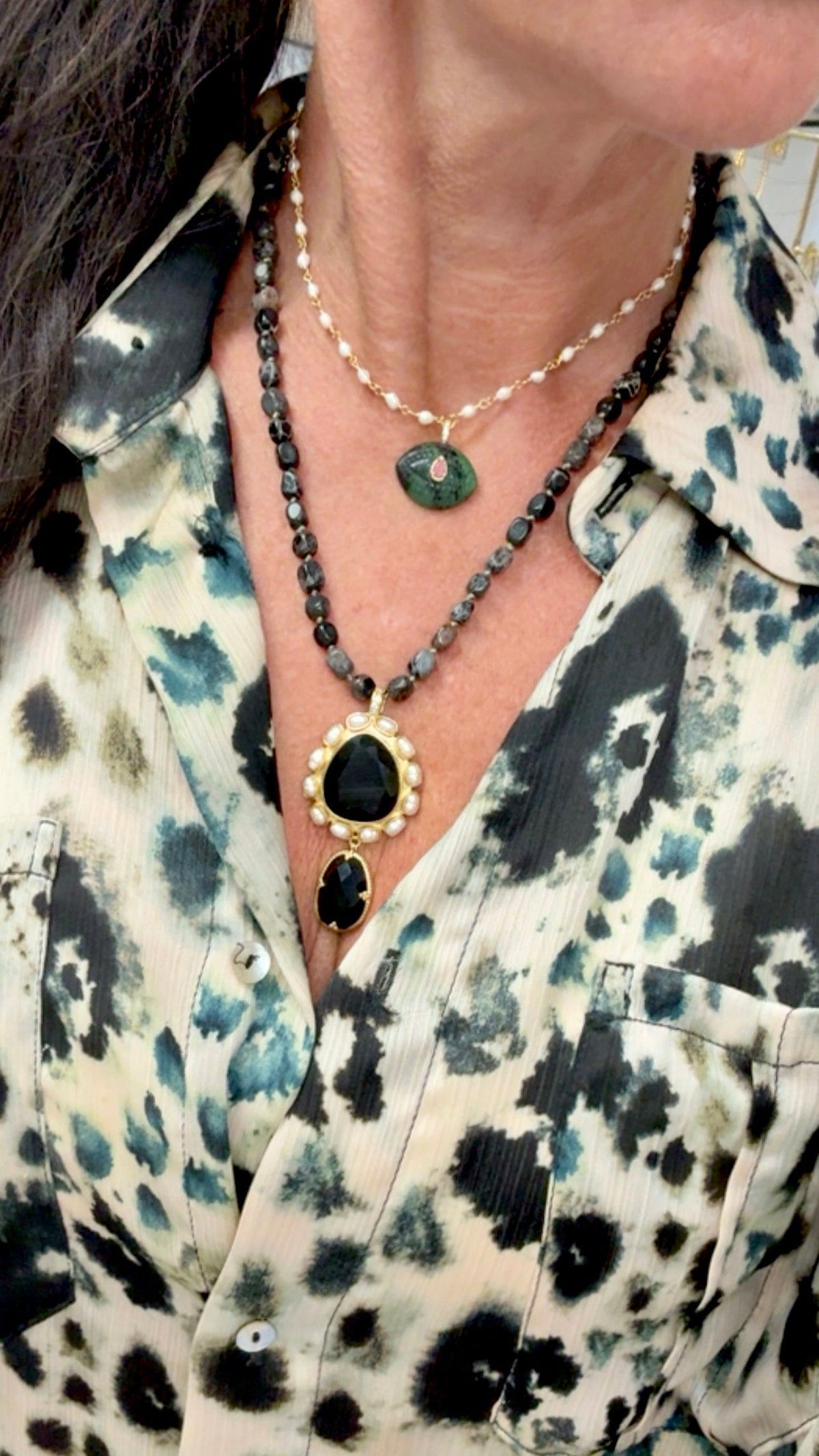 Collier Nuit D’or Onyx et Perles d’Eau Douce