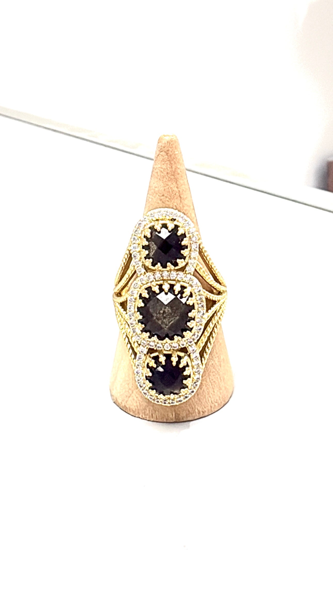 Bague Spectaculaire Obsidienne Dorée