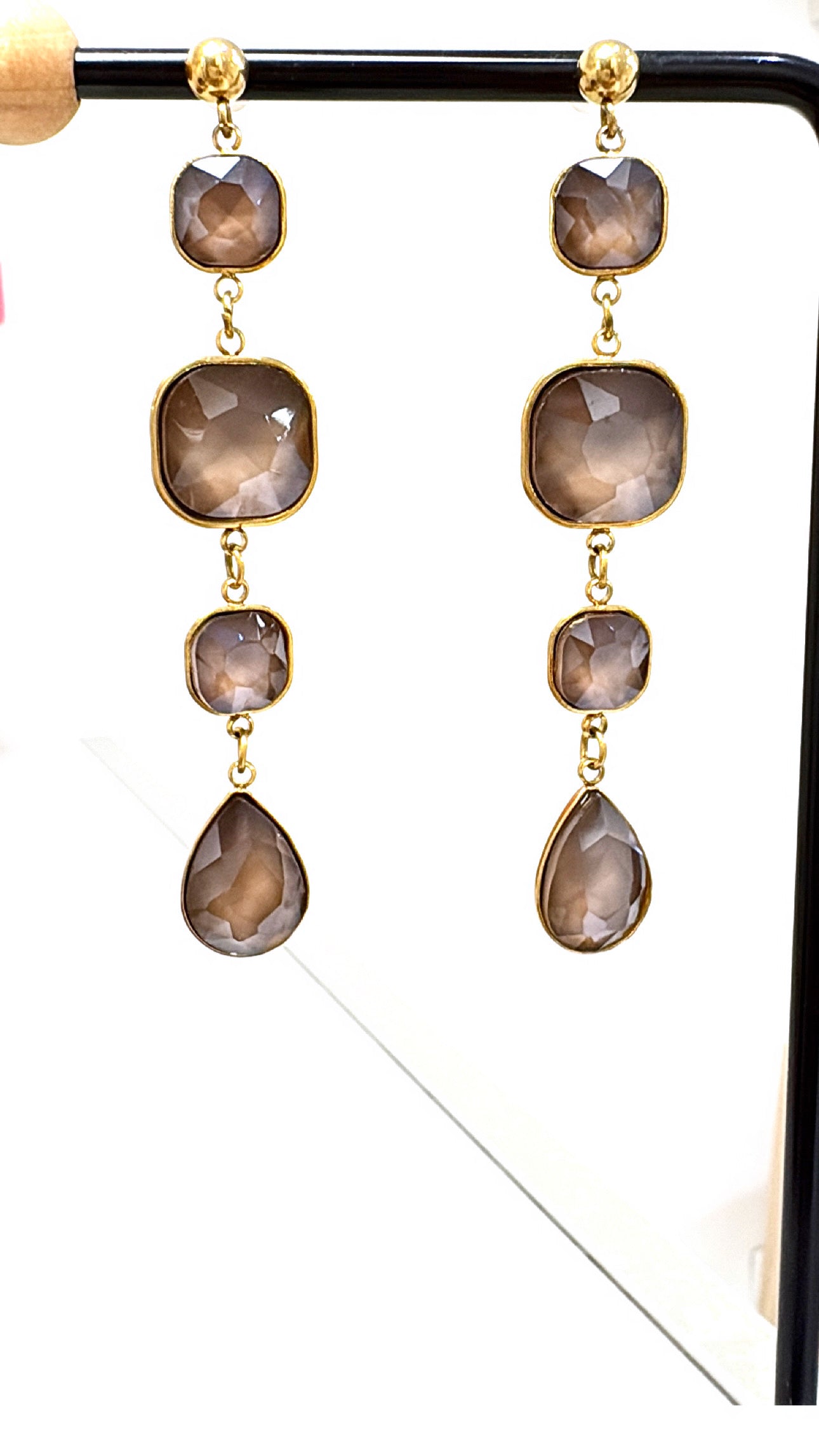 Boucles d’oreilles Élégance Taupe