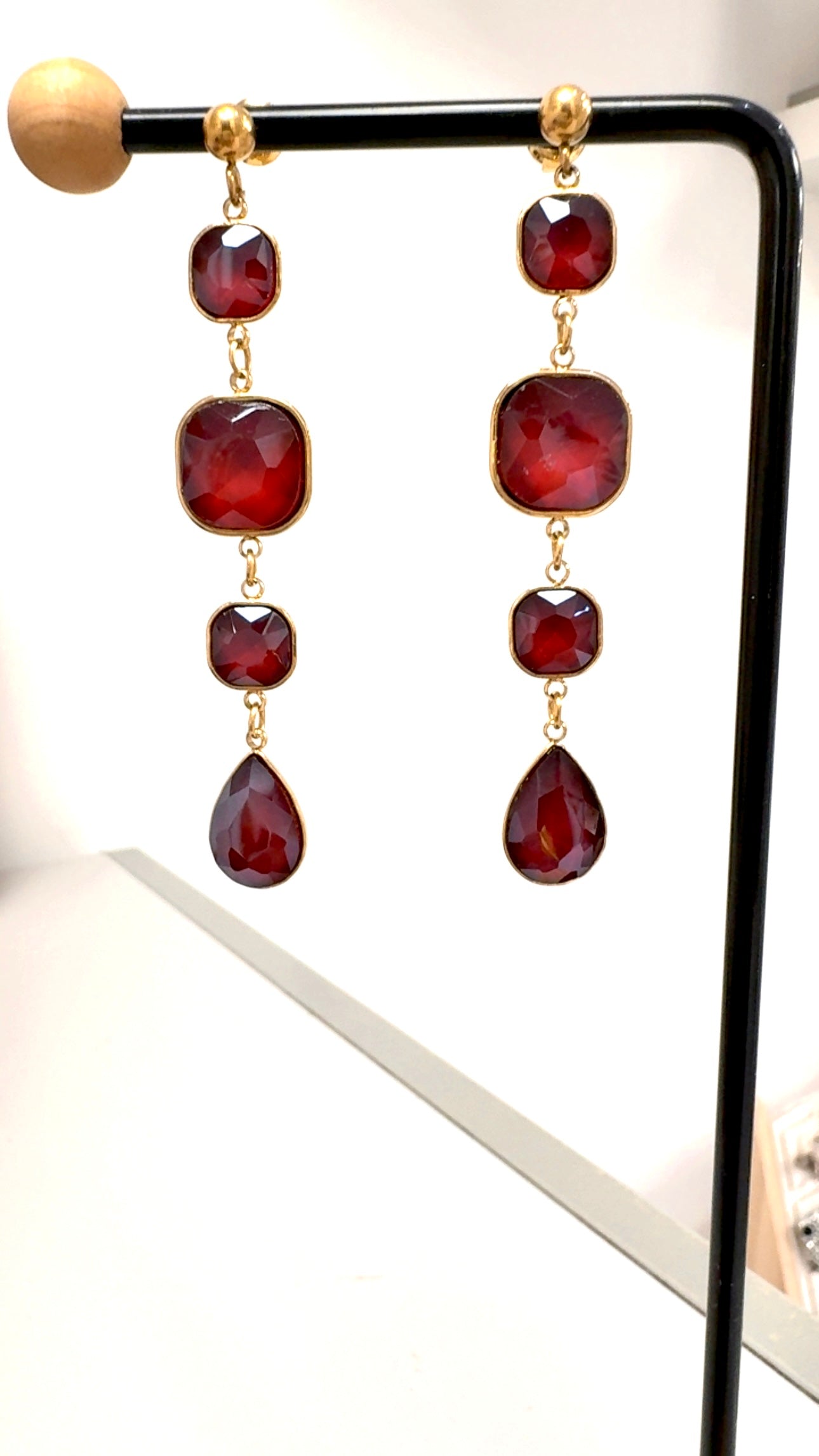 Boucles d’oreilles Élégance Grenat