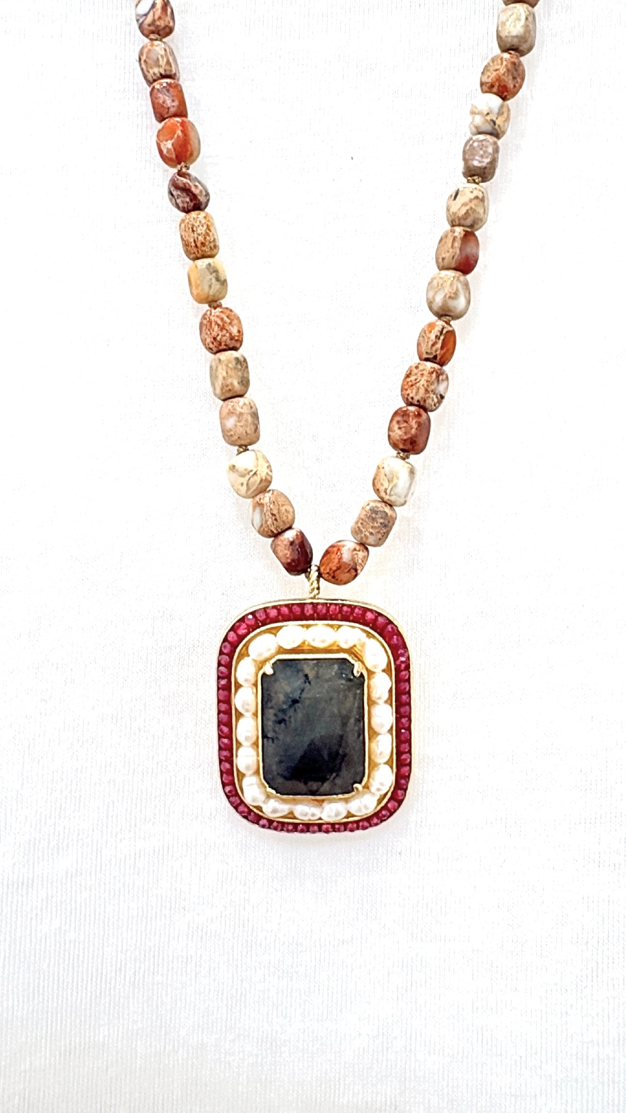 Collier Asha Labradorite, Jaspe et Perle d’Eau Douce