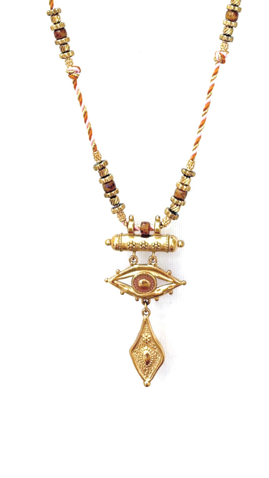 Collier Amulette Isis Rose