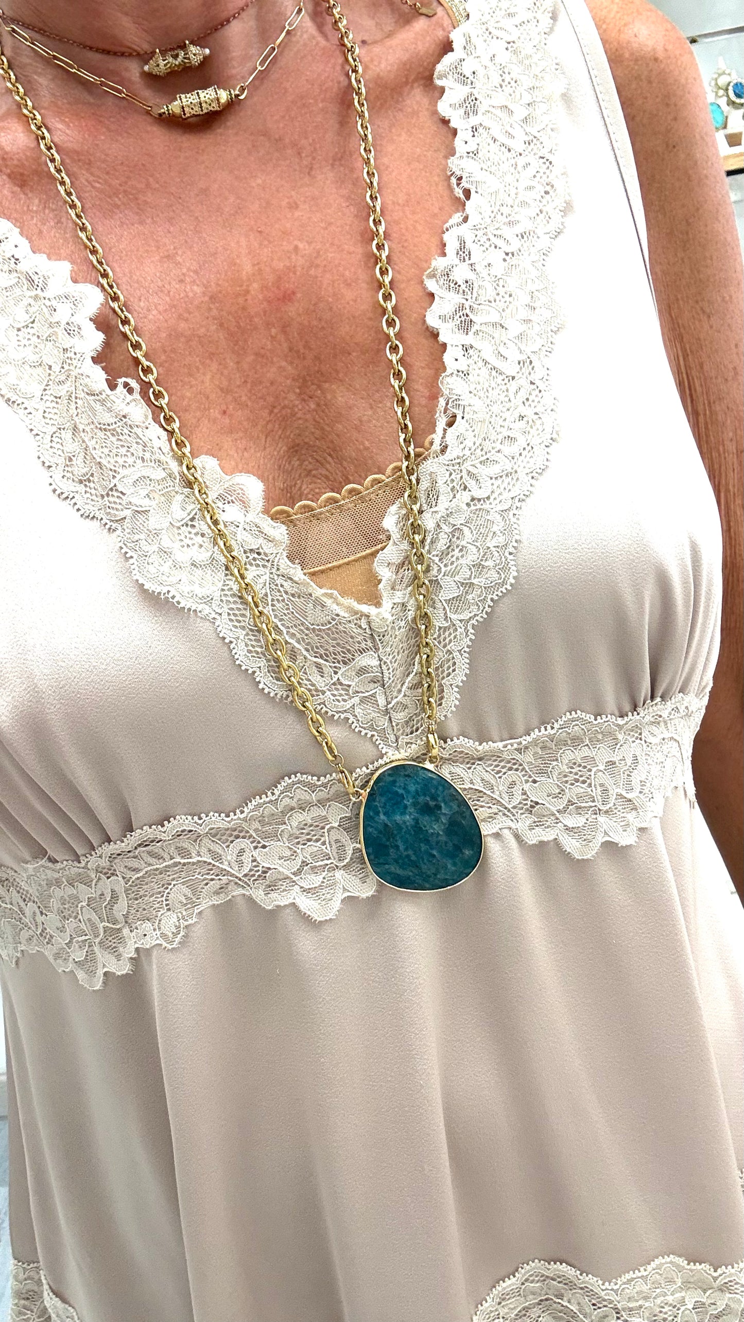 Sautoir Galet Apatite Maison Okami