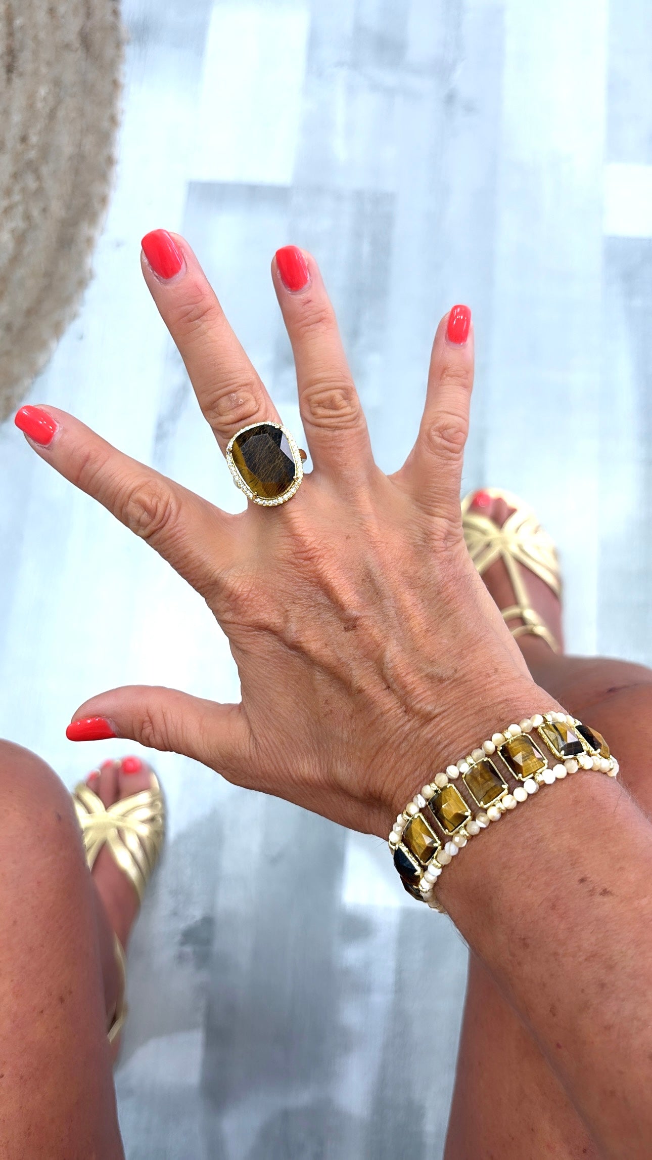 Bracelet Calista Œil de Tigre et Nacre Tissé