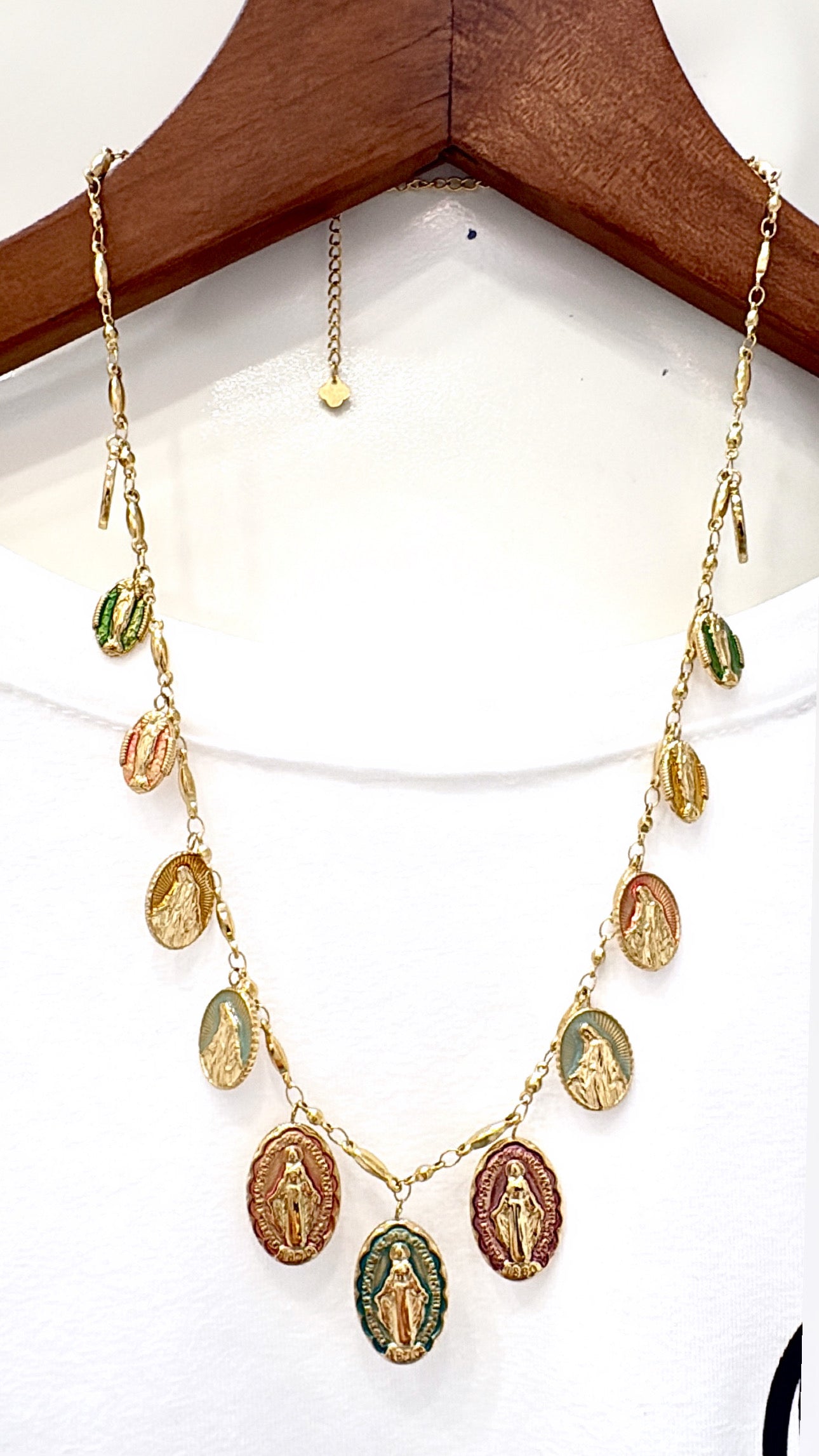 Collier Multi Madones