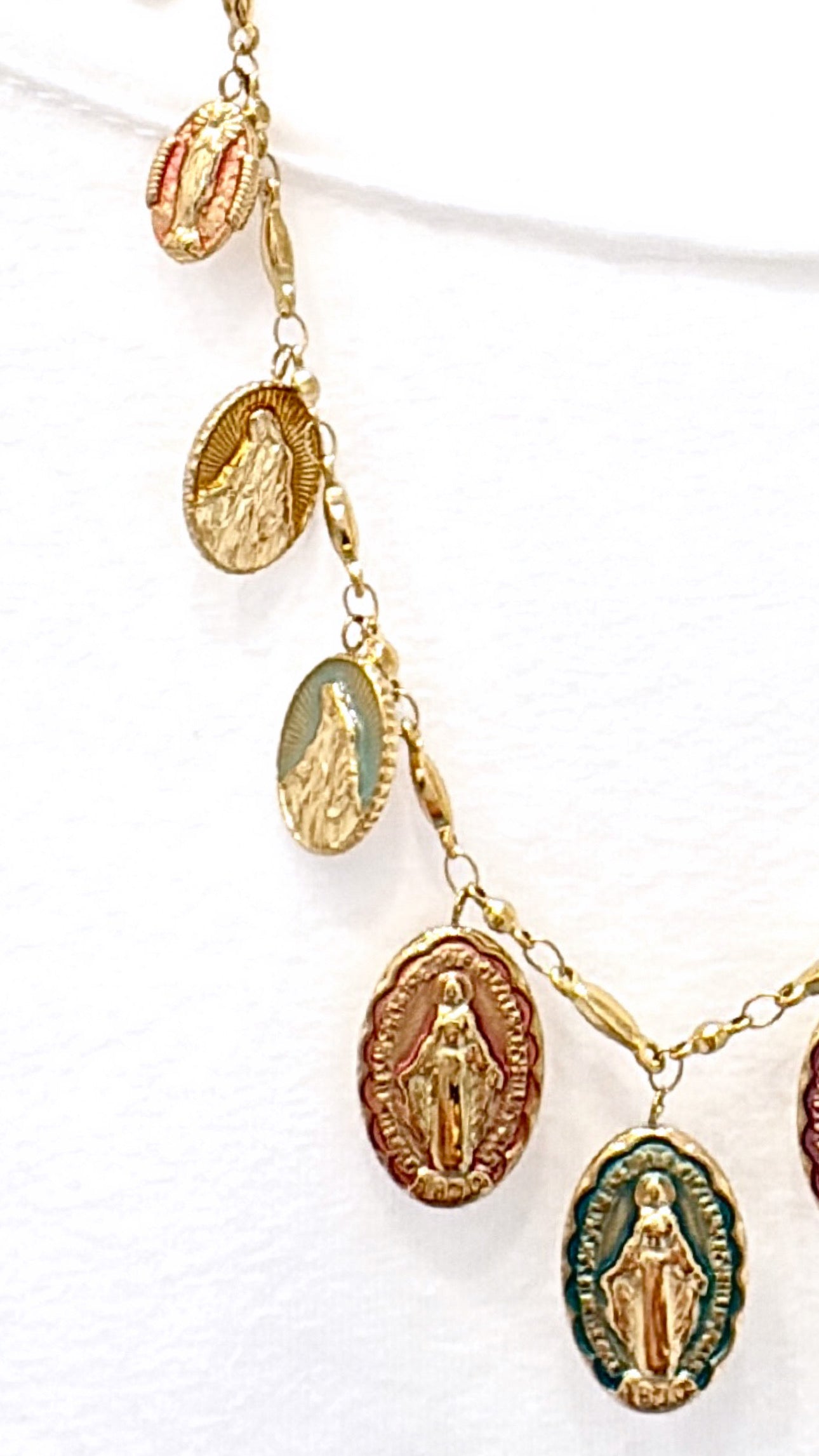 Collier Multi Madones