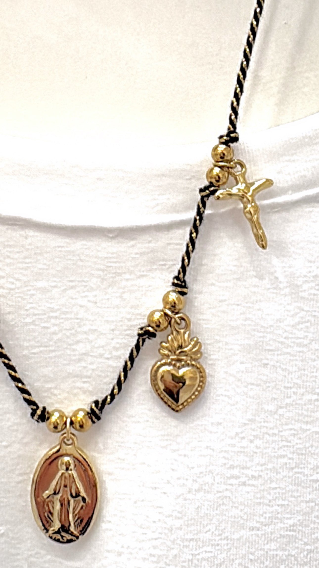 Collier Prayer Noir et doré