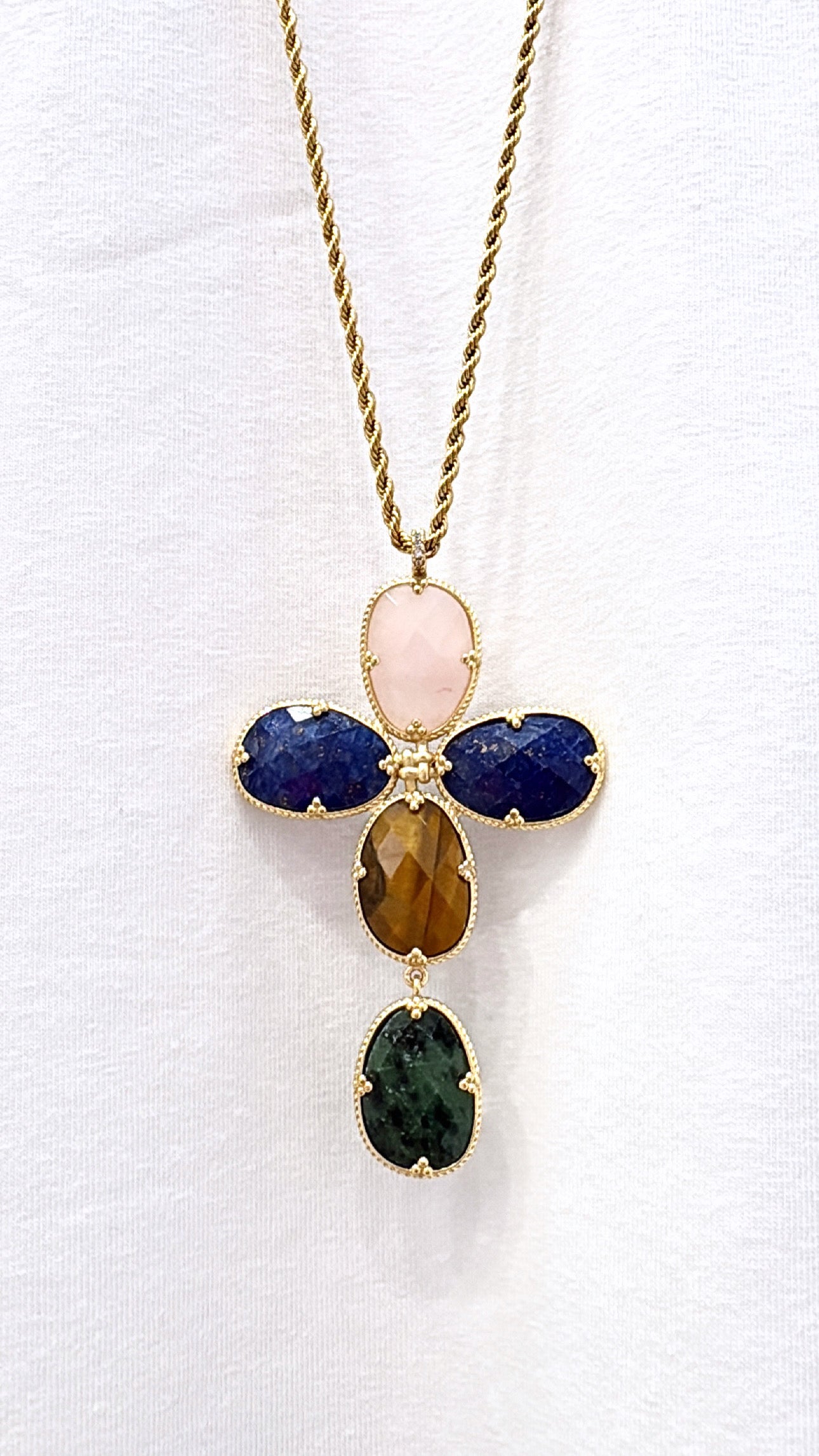 Sautoir Cruz Pierres Naturelles