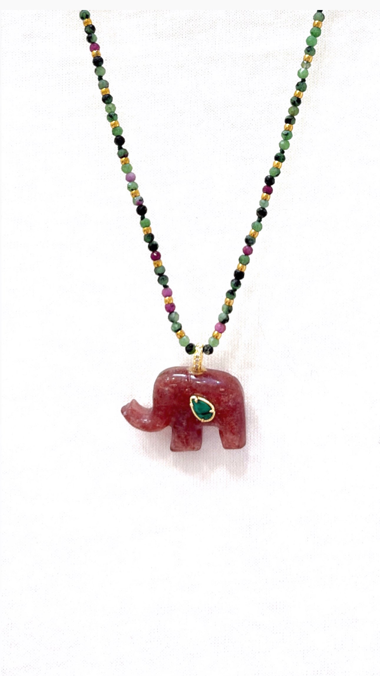 Collier Éléphant Quart Fraise, Rubis Zoisite et Malachite