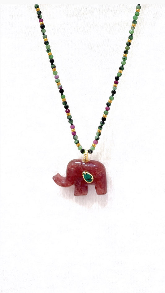 Collier Éléphant Quart Fraise, Rubis Zoisite et Malachite