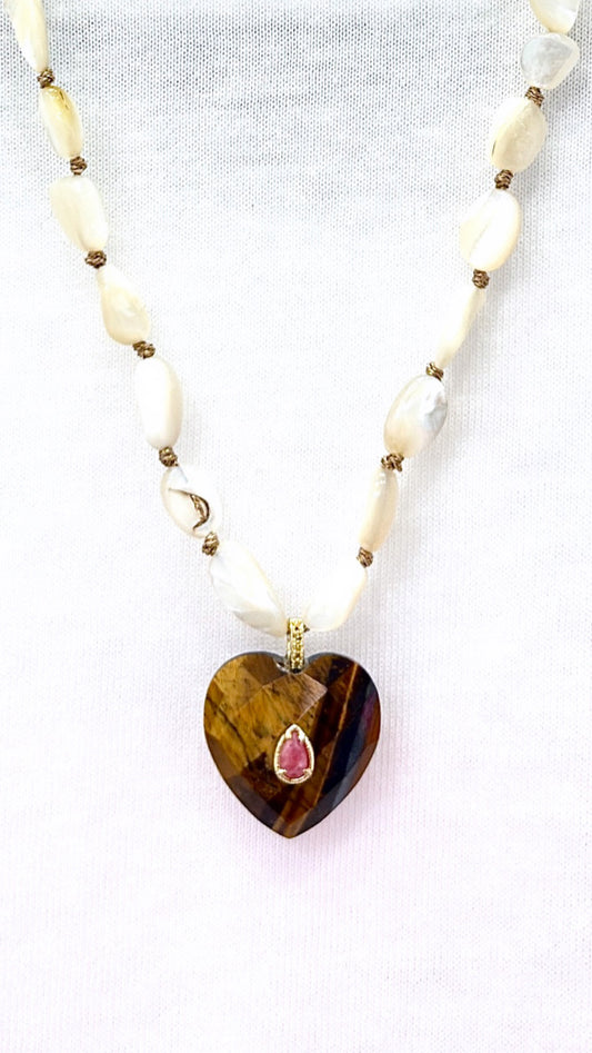 Collier Cœur Nacre et Oeil de Tigre