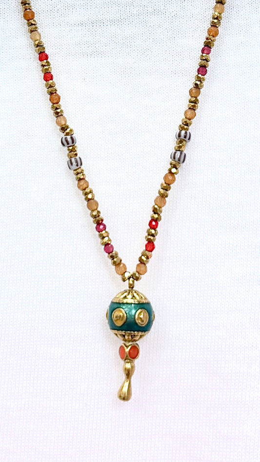Collier Toupie Multi Pierres